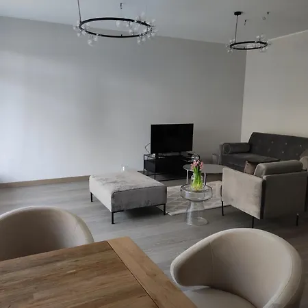 Spacious 1 Bedroom Apartment With A Terrace And Parking Place