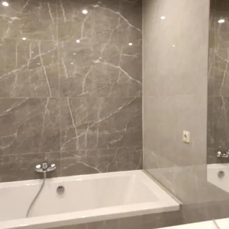 Spacious 1 Bedroom Apartment With A Terrace And Parking Place Appartement